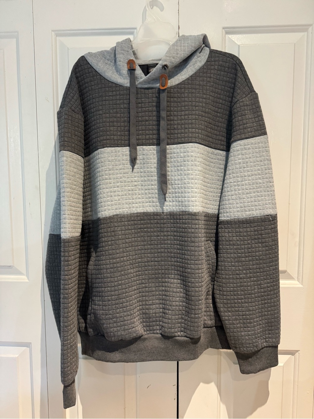 Men's Gray and Light Gray Waffle-Knit Crewneck Hoodie